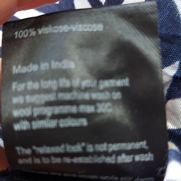 NWT MASAI Crepe Dress Navy & White Zebra Stripes Size XS - Picture 13 of 14